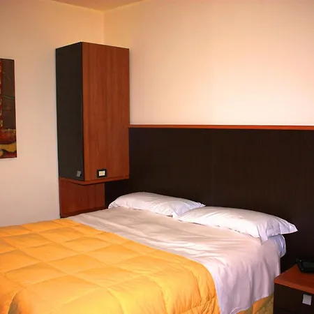 Monti Azzurri مونتيموناكو